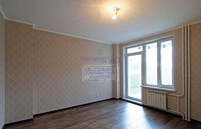 foto-remonta-2-komnatnoj-studii-gostinaya-3