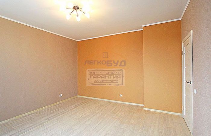 foto-standartnyj-remont-2-komnatnoj-kvartiry-gostinaya